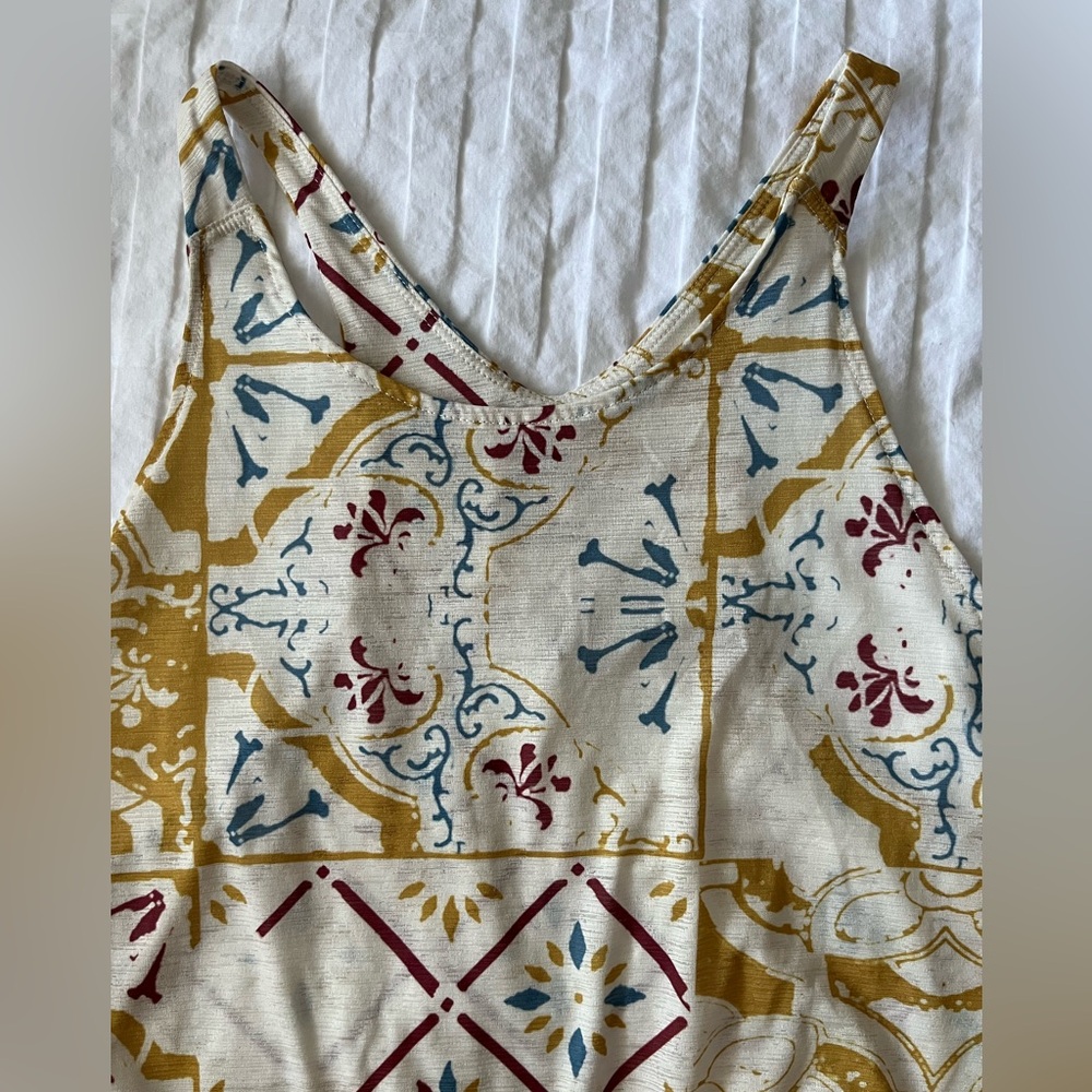 🌼 Prana Boho Tile-Print Tank Top | Side Cinch Details | Small - Picture 3 of 9